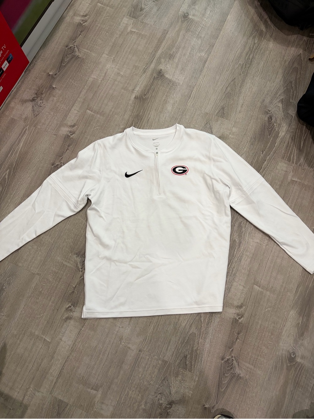 Nike White Men’s Quarter-Zip Pullover with Georgia Bulldogs Logo